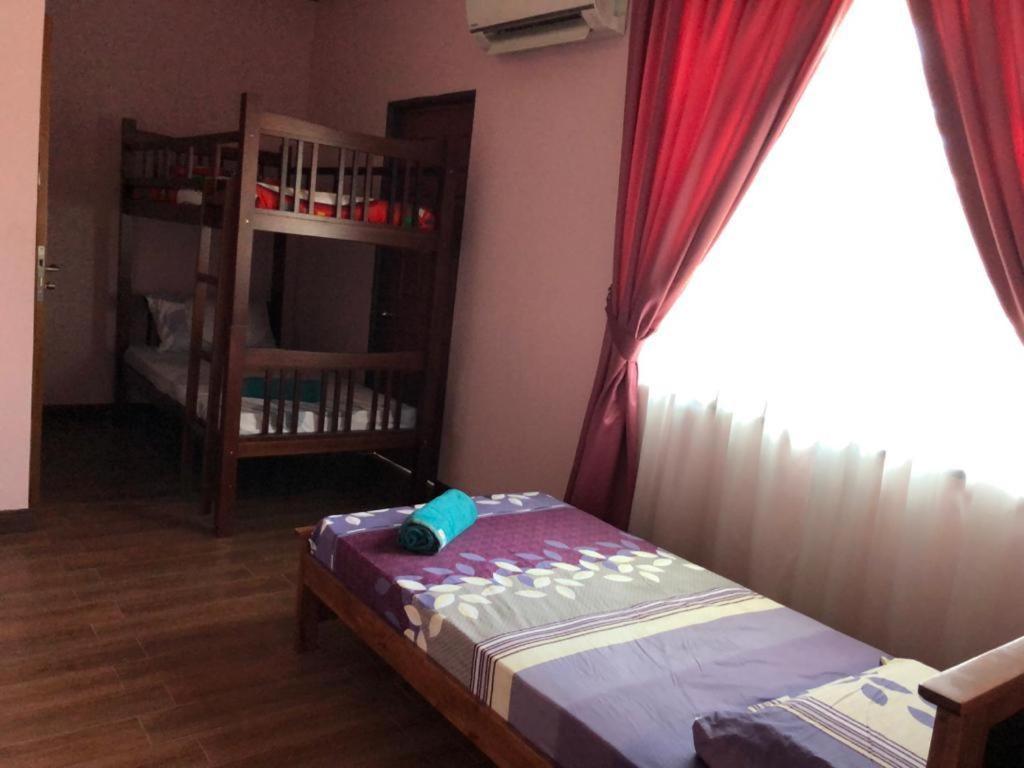 Homestay D' Sepangar Hills Kota Kinabalu Exteriör bild
